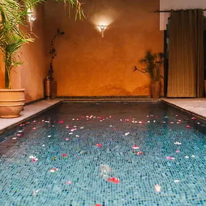 فندق Palais Aix Kabaj &spa